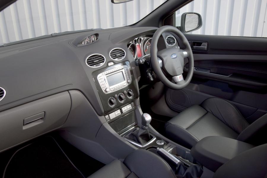  Ford Focus ST by TeamRS 2008 года  (фото 7 из 12)